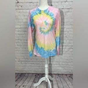 GILDAN Spiral Tie Dye Long Sleeves Tee Size M